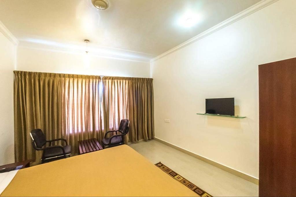 Отель King Paradise Tiruchirappalli Экстерьер фото