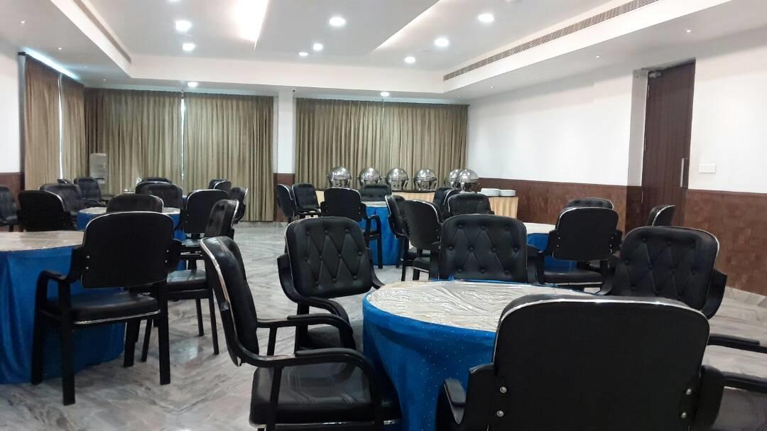 Отель King Paradise Tiruchirappalli Экстерьер фото