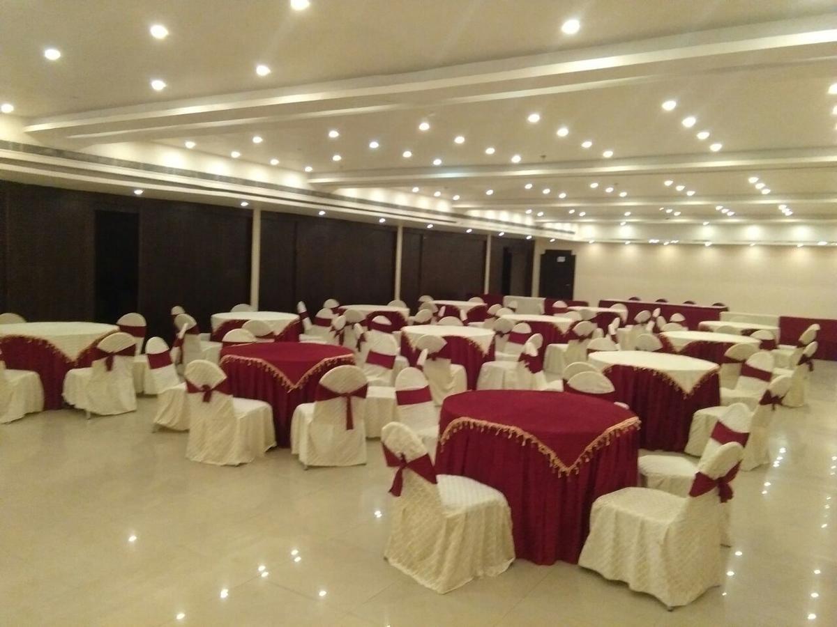 Отель King Paradise Tiruchirappalli Экстерьер фото